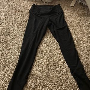 black leggings from old navy in a size small